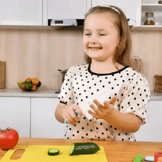 Little Chef's Deluxe Kitchen Set for Kids 🍳🥕🍓🍽️