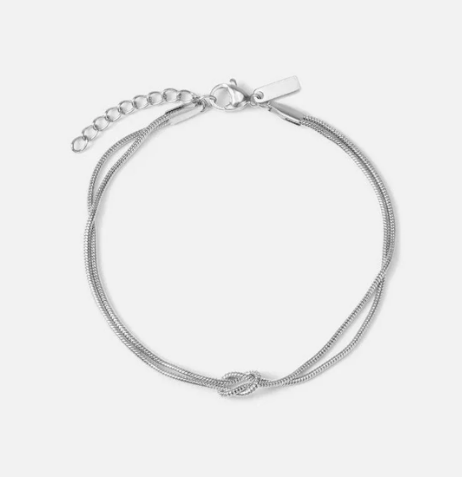 Forever Knot Bracelet 🎁