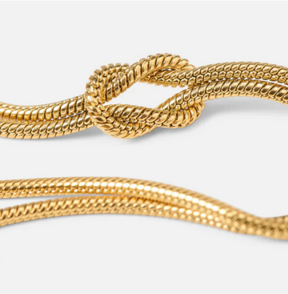 Forever Knot Bracelet 🎁